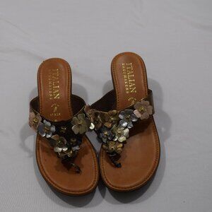 ITALIAN SHOEMAKERS Emina Low Wedge Floral Dressy Thong Sandals for Women